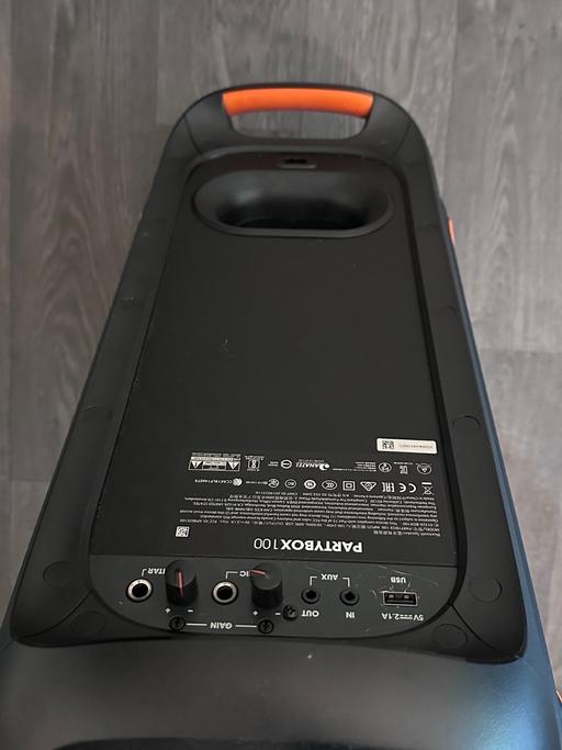 Buy & Sell Swanscombe Dartford - Photos for JBL PartyBox 100