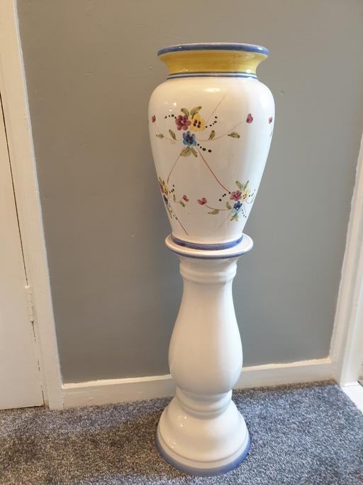 Buy & Sell Kings Norton Birmingham - Photos for large vase with pedestal