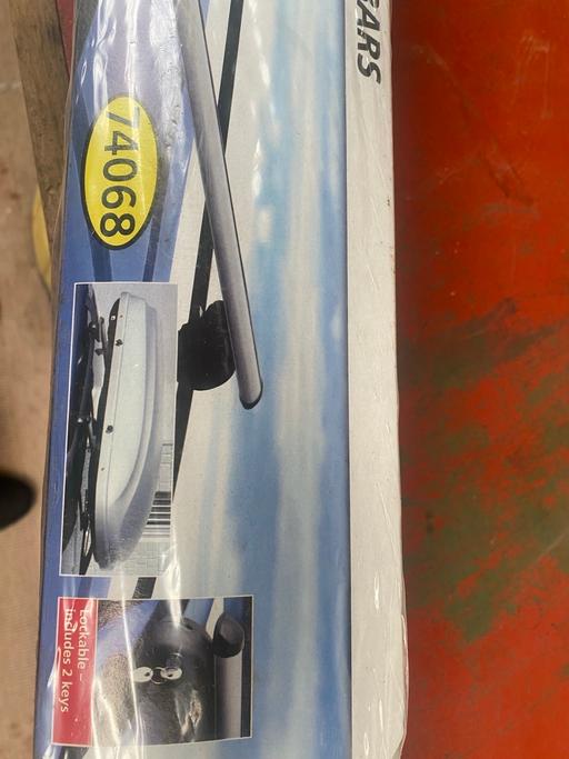 Vehicles Kenton Brent - Photos for Roof rack