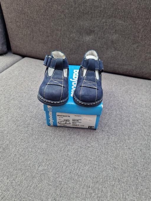 Buy & Sell Netherton Industrial Estate North Lanarkshire - Photos for Babybotte shoes size 19