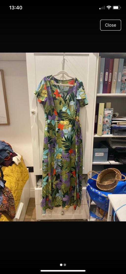 Buy & Sell Acton West London - Photos for Floral wrap dress