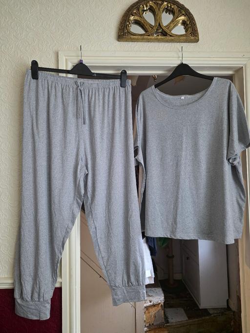 Buy & Sell Pensnett Dudley - Photos for LADIES LOUNGE/ SLEEPWEAR SZ 22/24