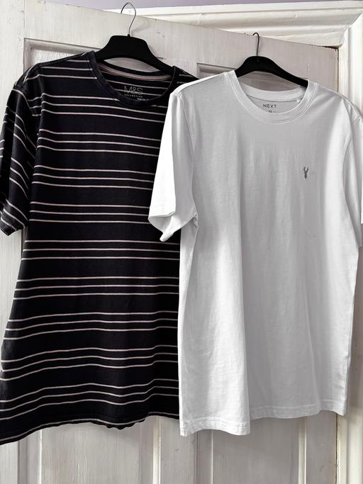 Buy & Sell Norbury South West London - Photos for 2 men’s t shirts