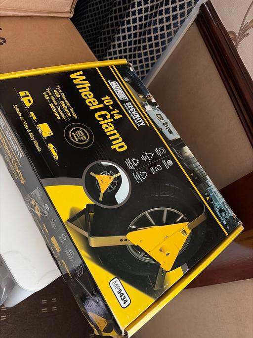 Vehicles Duckmanton Chesterfield - Photos for Maypole security 10-14 wheel clamp