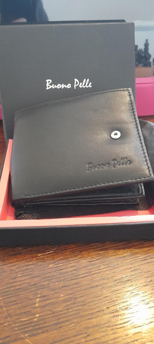 Buy & Sell Frankley Bromsgrove - Photos for Buono Pelle wallet