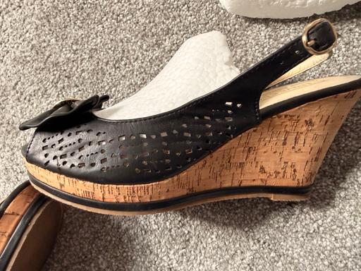 Buy & Sell Ludgershall Wiltshire - Photos for BNWT size 5 wedge sandals