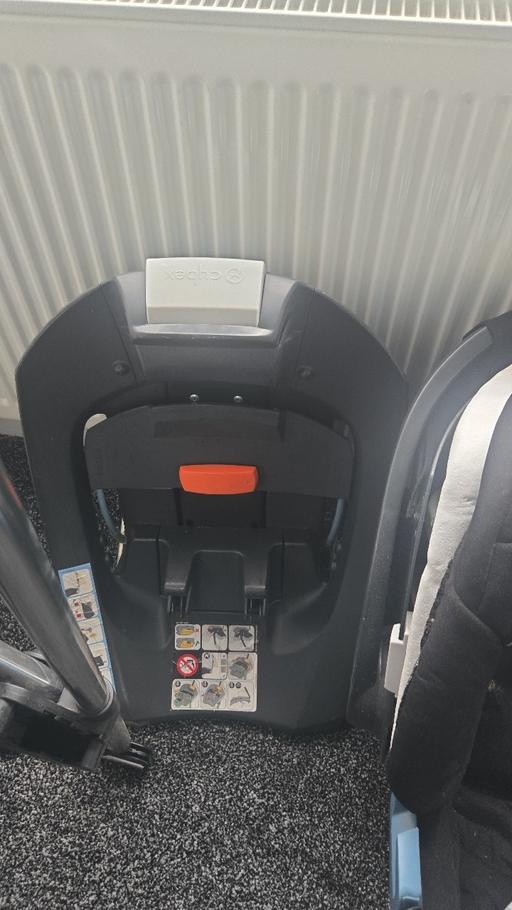 Buy & Sell Watford Town Centre Watford - Photos for Baby Mamas & Papas Car seat with base