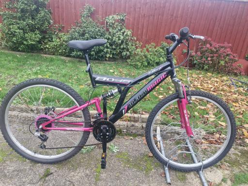 Buy & Sell Stockley Park Hillingdon - Photos for LADIES BOSS BIKE BICYCLE