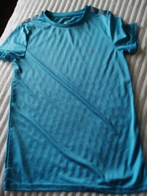 Buy & Sell Wednesfield Wolverhampton - Photos for *11/12*yrs Boys top (Small mark as shown pic
