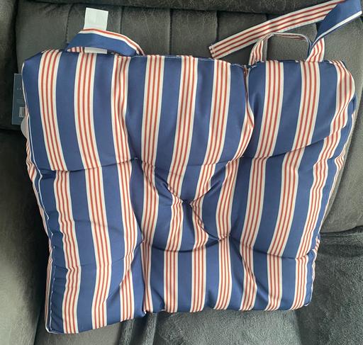 Buy & Sell Yardley Birmingham - Photos for One garden cushion 