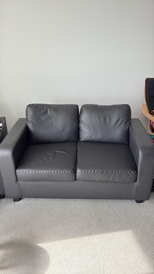 Buy & Sell Sark Guernsey - Photos for 2 seater sofa