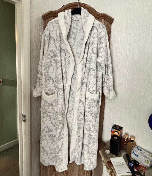 Buy & Sell Princes End Sandwell - Photos for Dumbo robe, like new