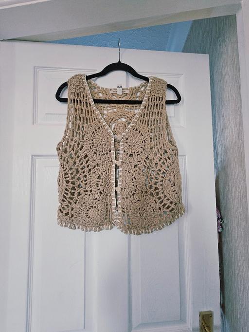 Buy & Sell Newton Doncaster - Photos for Openwork top, size 14..like new.