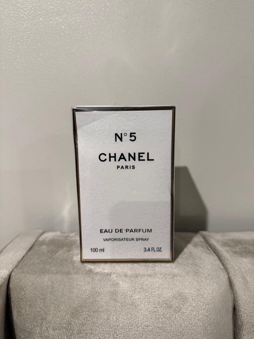 Buy & Sell Fulwood Preston - Photos for Chanel number 5 100ml Brand new Sealed