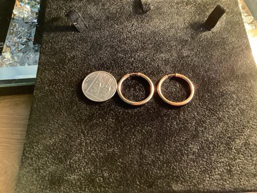 Buy & Sell Harborne Birmingham - Photos for 9 ct gold earrings