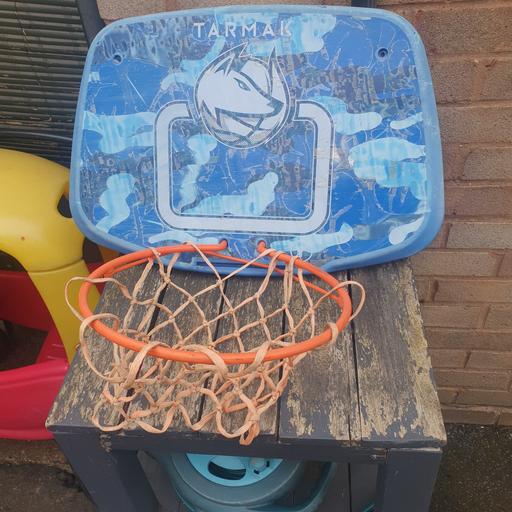 Buy & Sell Pensnett Dudley - Photos for Kids Basketball Ring & Backboard, Decent Con.