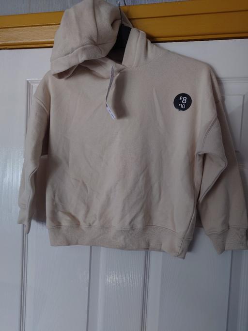 Buy & Sell Woodthorpe Charnwood - Photos for Girls cream hoody size 7-8 years