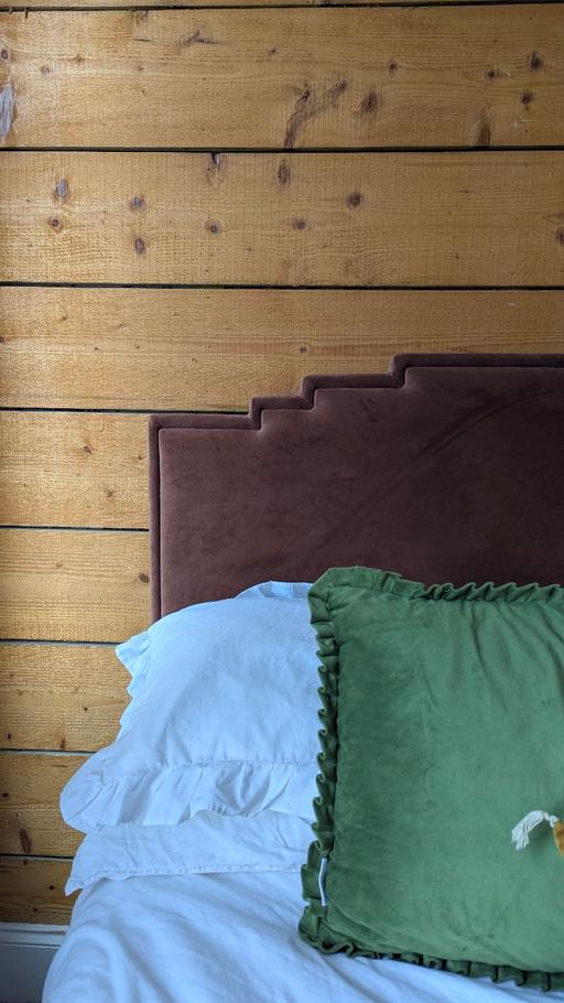 Buy & Sell Sandgate Folkestone and Hythe - Photos for Velvet Double bed by Feather & Black