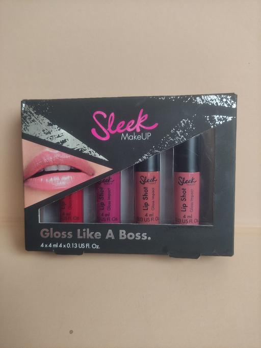 Buy & Sell Grafton Street Industrial Estate West Northamptonshire - Photos for Sleek makeup lip shot