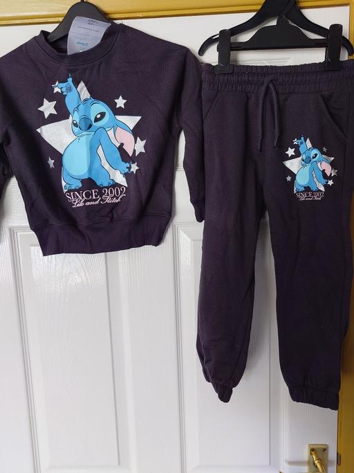 Buy & Sell Woodthorpe Charnwood - Photos for Girls Disney stitch tracksuit size 5-6 years