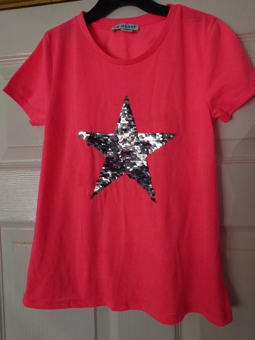 Buy & Sell Woodthorpe Charnwood - Photos for Girls pink sequinned top size 7-8 years