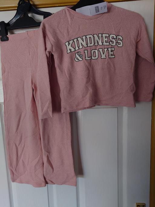 Buy & Sell Woodthorpe Charnwood - Photos for Girls pink 2 piece set size 5-6 years