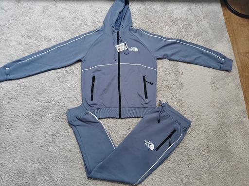 Buy & Sell Seven Kings East London - Photos for North Face Full Tracksuit, BNWT