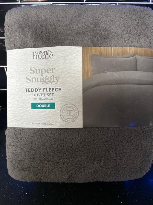 Buy & Sell Tipton Sandwell - Photos for Double super snuggly duvet set Grey New