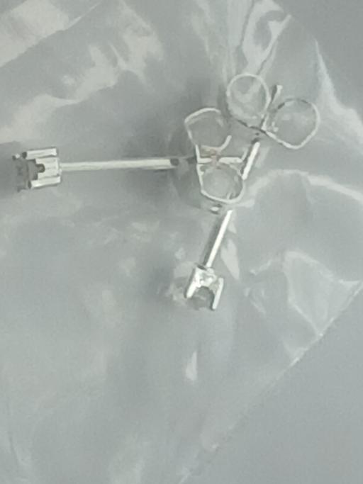 Buy & Sell Beeston Broxtowe - Photos for Earrings)