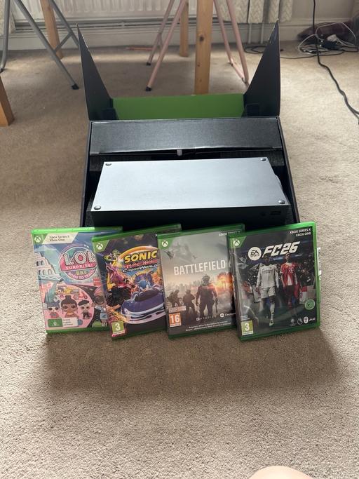 Buy & Sell Birstall Kirklees - Photos for Xbox x 6 months old like new with 4 games