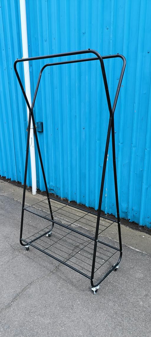 Buy & Sell Cheslyn Hay South Staffordshire - Photos for Portable Clothes Rail