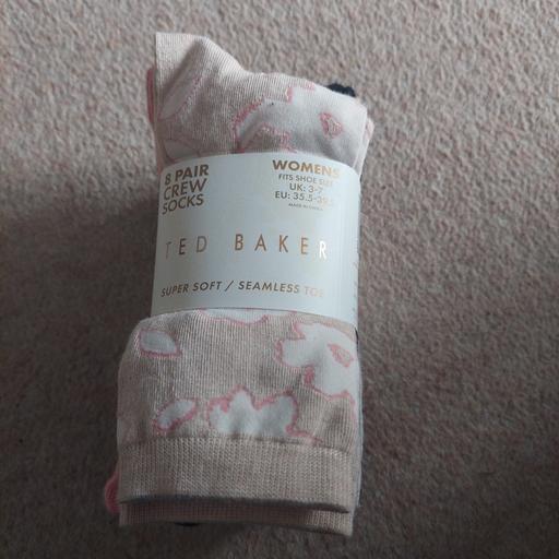Buy & Sell West Ealing West London - Photos for 8 pack socks