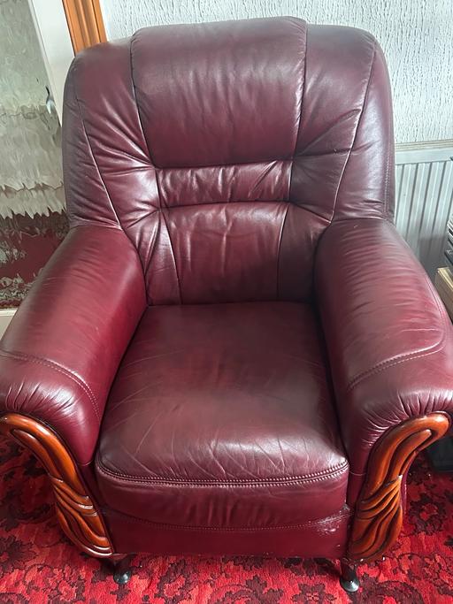 Buy & Sell Bromley by Bow East London - Photos for 3 piece leather sofas