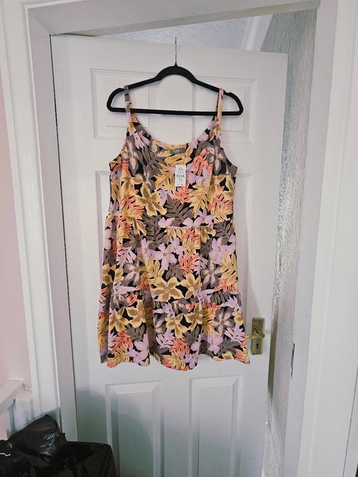 Buy & Sell Newton Doncaster - Photos for summer dress, very generous size 14..NEW