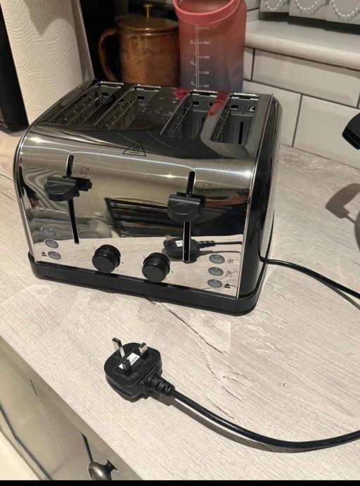 Buy & Sell Moxley Walsall - Photos for Russell Hobbs ss Black 4SL Toaster