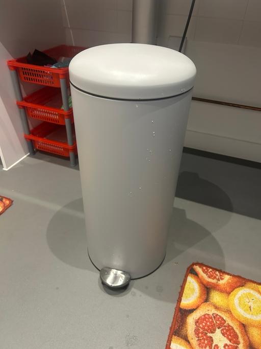 Buy & Sell Maze Hill South East London - Photos for Kitchen bin