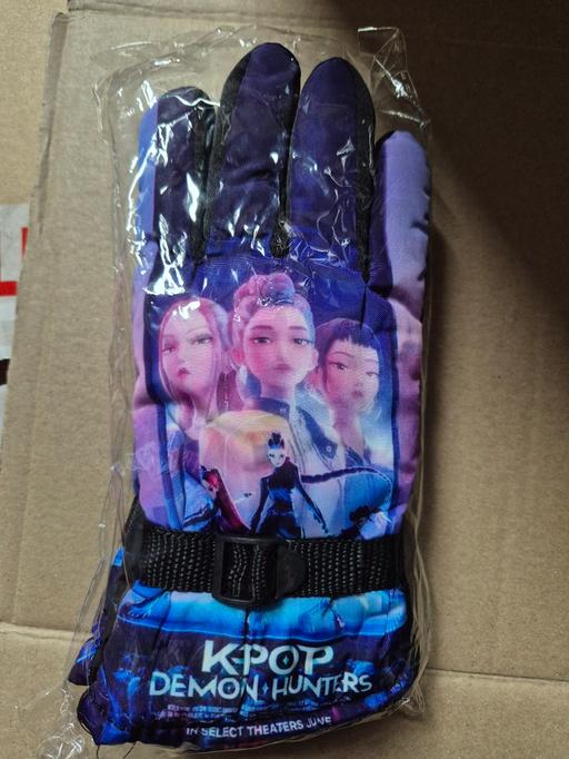 Buy & Sell Crumpsall Manchester - Photos for new K-Pop Gloves ONESIZE