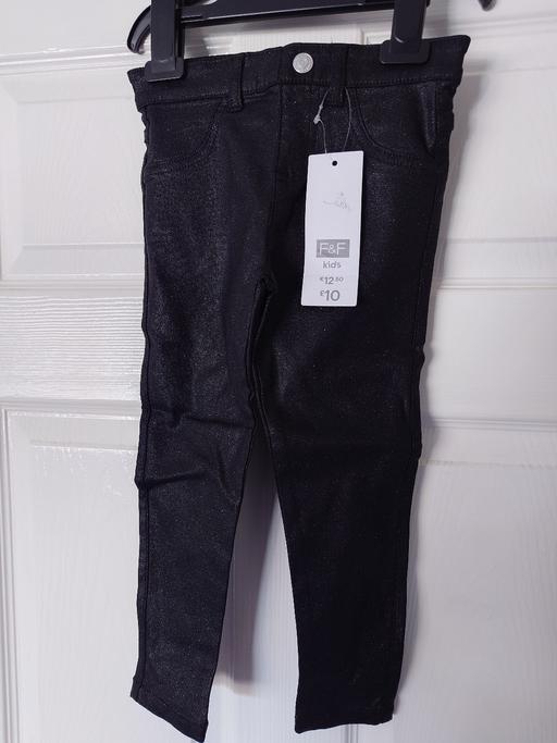 Buy & Sell Woodthorpe Charnwood - Photos for Girls black sparkly jeans size 3-4 years
