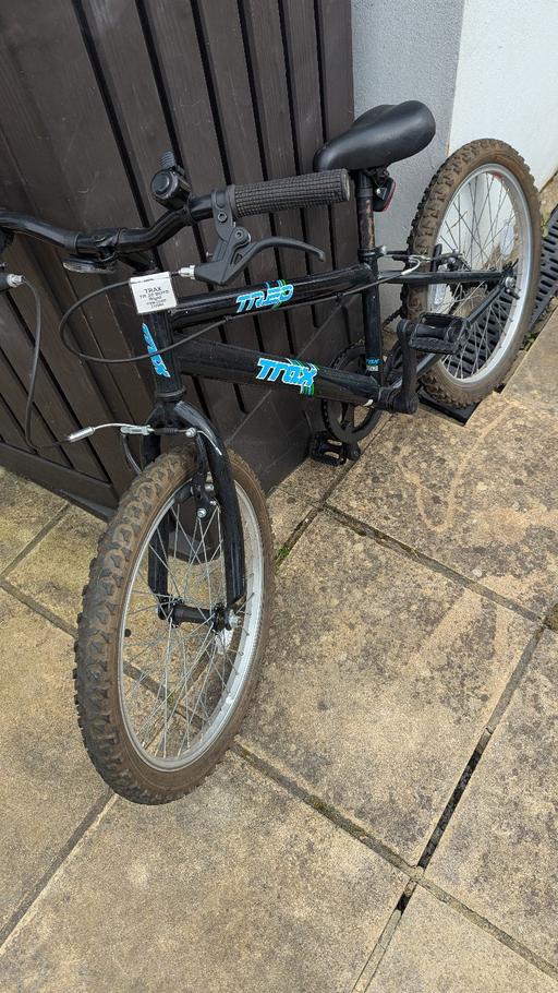 Buy & Sell Arnos Grove North London - Photos for Trax boys bike