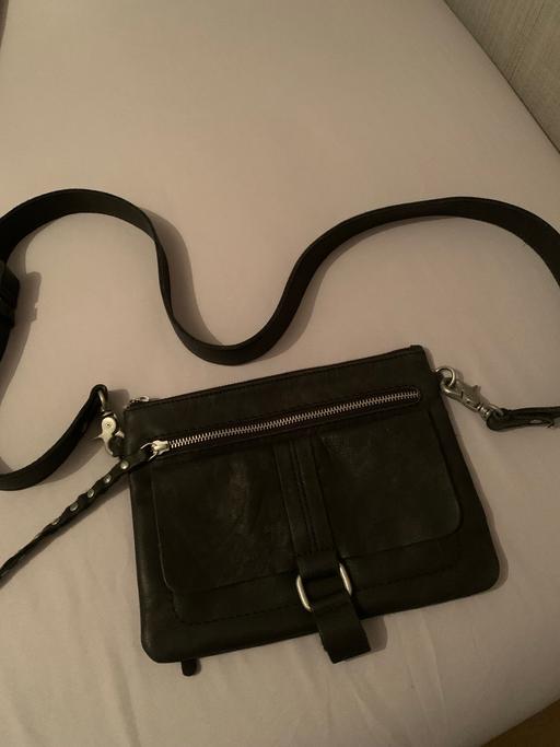 Buy & Sell Great Sankey Warrington - Photos for Leather Bag