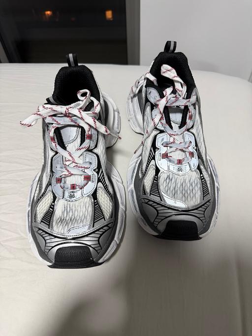 Buy & Sell - Photos for Balenciaga 3xl men’s trainers