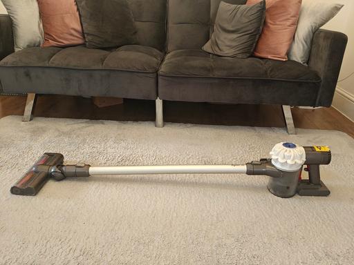 Buy & Sell Ilford Redbridge - Photos for Dyson V6