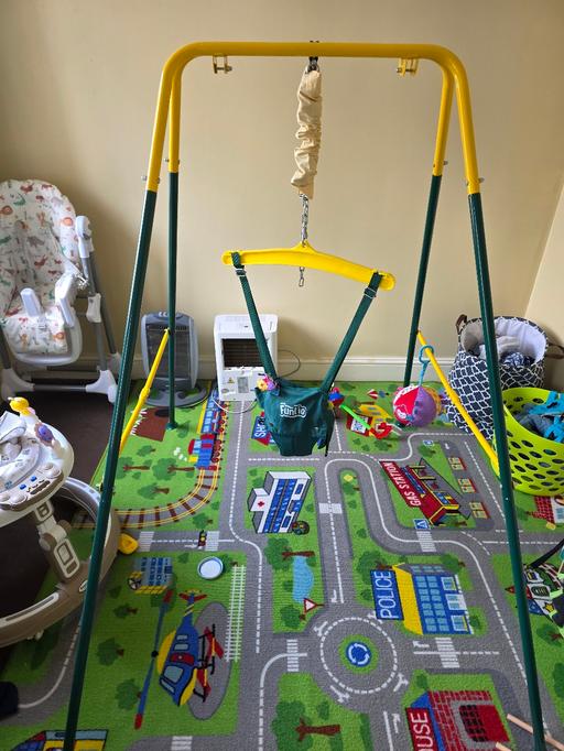 Buy & Sell Nunhead South East London - Photos for Jumper/bungee with stand