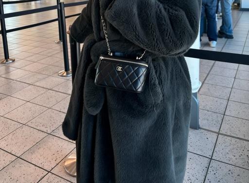 Buy & Sell Luton Town Centre Luton - Photos for Black chain bag with dust bag box and card