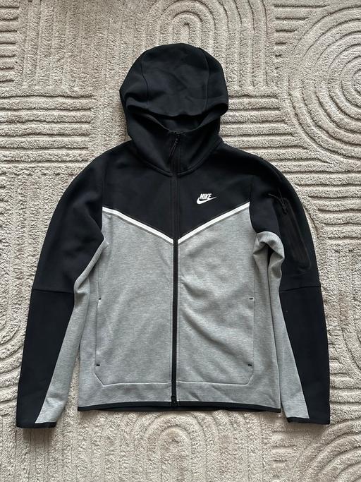 Buy & Sell Bethnal Green East London - Photos for Nike Tech fleece Men Size M Black/Grey