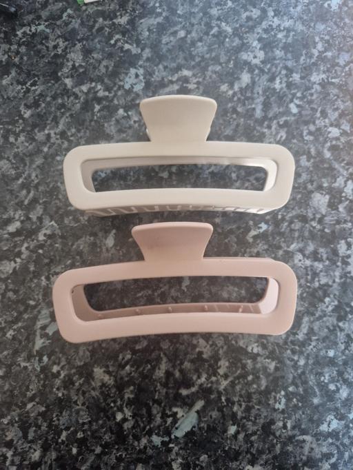 Buy & Sell Aylestone Leicester - Photos for brand new large hair clips x2
