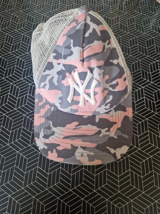 Buy & Sell Aylestone Leicester - Photos for Yankees New Era Pink Camo Youth cap