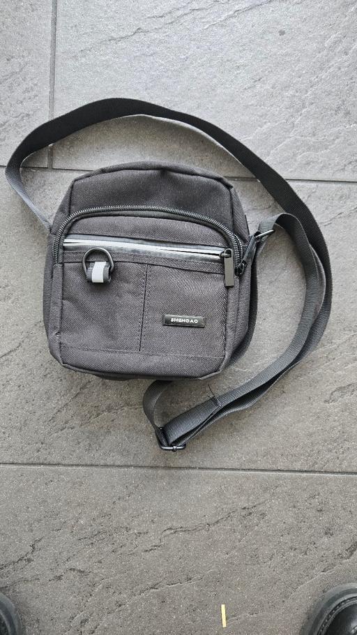 Buy & Sell Alperton North West London - Photos for Small shoulder bag