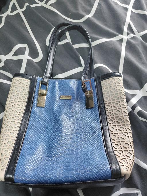 Buy & Sell Bushbury Wolverhampton - Photos for hand bag