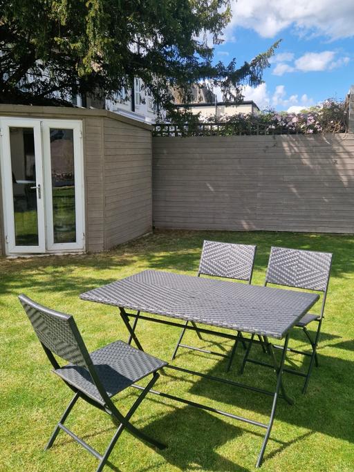 Buy & Sell Buckhurst Hill Epping Forest - Photos for Patio Table and 3 Chairs